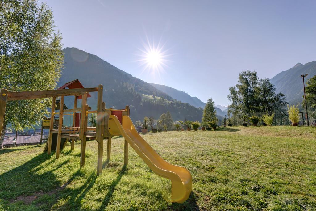 ホテル Chalet Ferienhaus Hubertus シュラートミンク エクステリア 写真